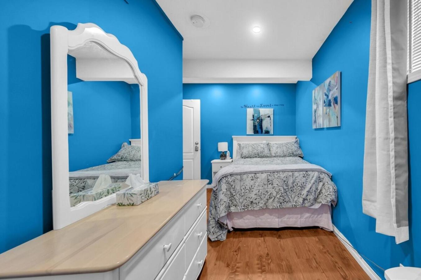 YYC 52-3 Bed Suite On Lake Central Ac By Airport מראה חיצוני תמונה