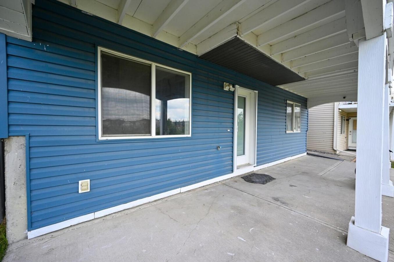 YYC 52-3 Bed Suite On Lake Central Ac By Airport מראה חיצוני תמונה
